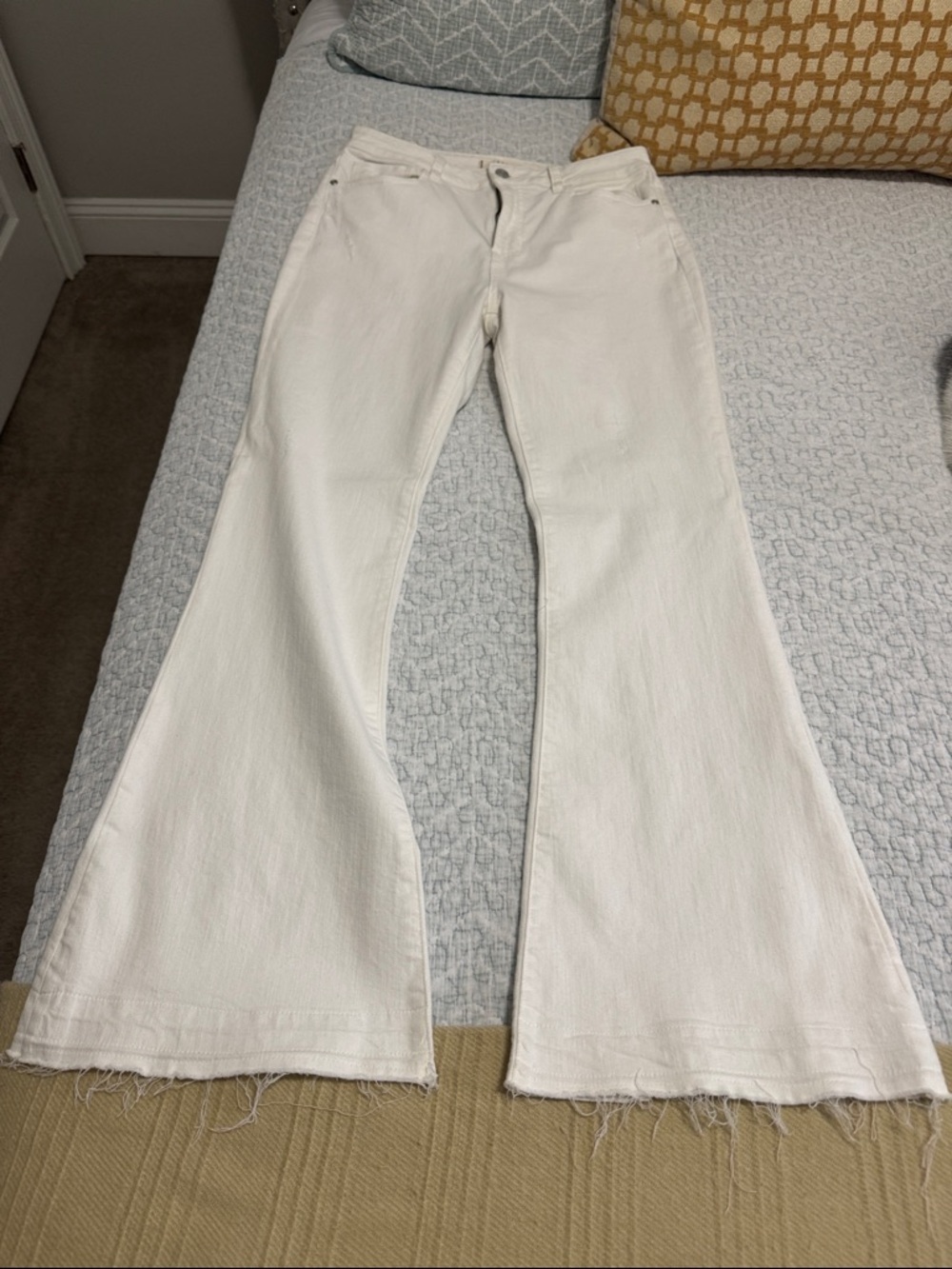 NWOT Harper heritage high rise flare Jean